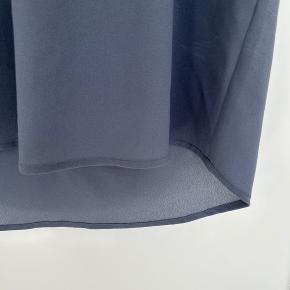 J Crew Gray V-Neck Top - Picture 6 of 6